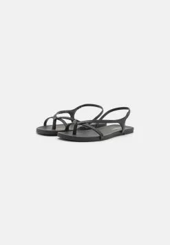 Call It Spring Vegan Montebello - Teensandalen - Black 10 Call It Spring Vegan Montebello - Teensandalen - Black -Call It Spring Winkel 34ee0d6b8568400199c5e6064ef69879