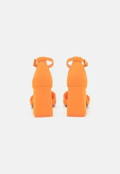 Call It Spring Laurraine - Hoge Hakken - Light Orange 11 Call It Spring Laurraine - Hoge Hakken - Light Orange -Call It Spring Winkel 3dd3894936254b7f81d97b3215c88ffe