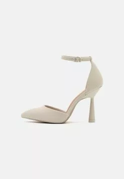 Call It Spring Winkel -Call It Spring Winkel 59cb35202011442c8a9451f23a7288ed