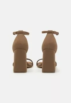 Call It Spring Lusita - Sandalen - Light Brown -Call It Spring Winkel 75a42b4c1b204f04b93b1b75530415af