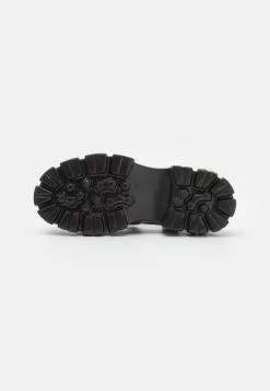 Call It Spring Vegan Kesara - Sandalen Met Plateauzool - Black -Call It Spring Winkel 7ea36ed96d244069a90a5a33ee584508