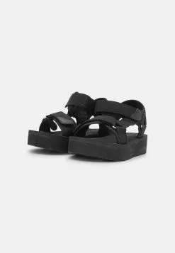 Call It Spring Tinsley - Sandalen Met Plateauzool - Black -Call It Spring Winkel 83230355c80e492a9723f89c3ff8619d