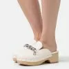 Call It Spring Claudya Vegan- Clogs - Ice -Call It Spring Winkel c1a32447eb6349988e72b76e3b5a6051
