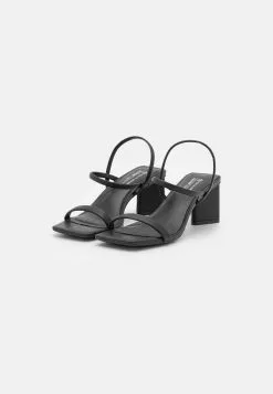 Call It Spring Vegan Zoee - Sandalen - Black -Call It Spring Winkel f47f1d639782497194cf6740f0c7dfc5
